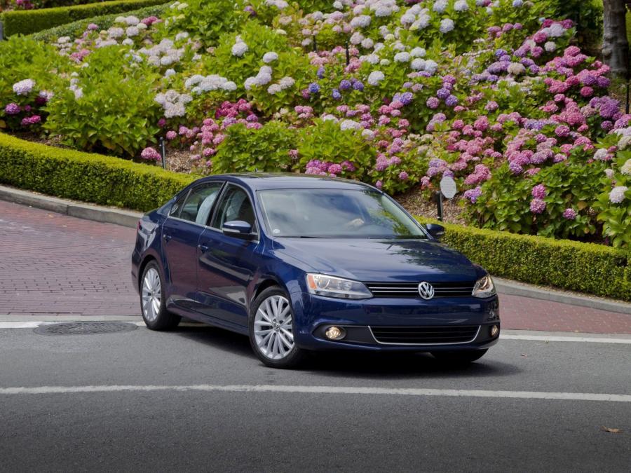  Volkswagen Jetta 2010 года  (US) (фото 13 из 52)
